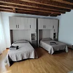 Vicenza Room