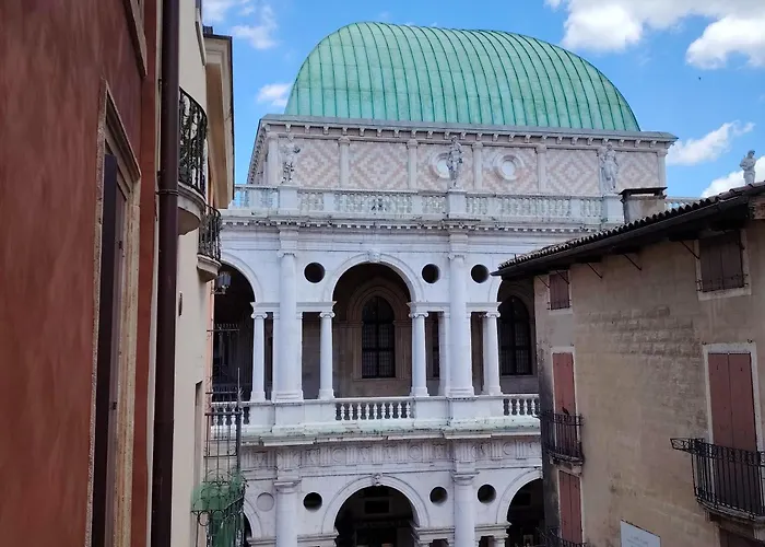 Vicenza Room